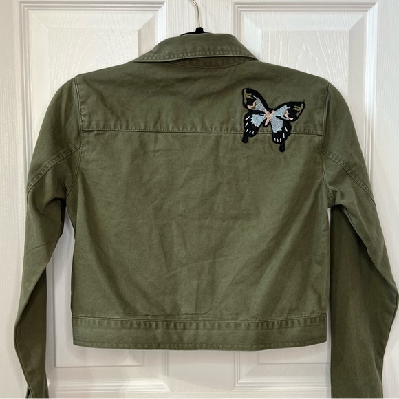 ⭐️ NWT Philosophy Olive Army Green Embroidered Butterfly Cropped Patch Jacket XS - Picture 6 of 15